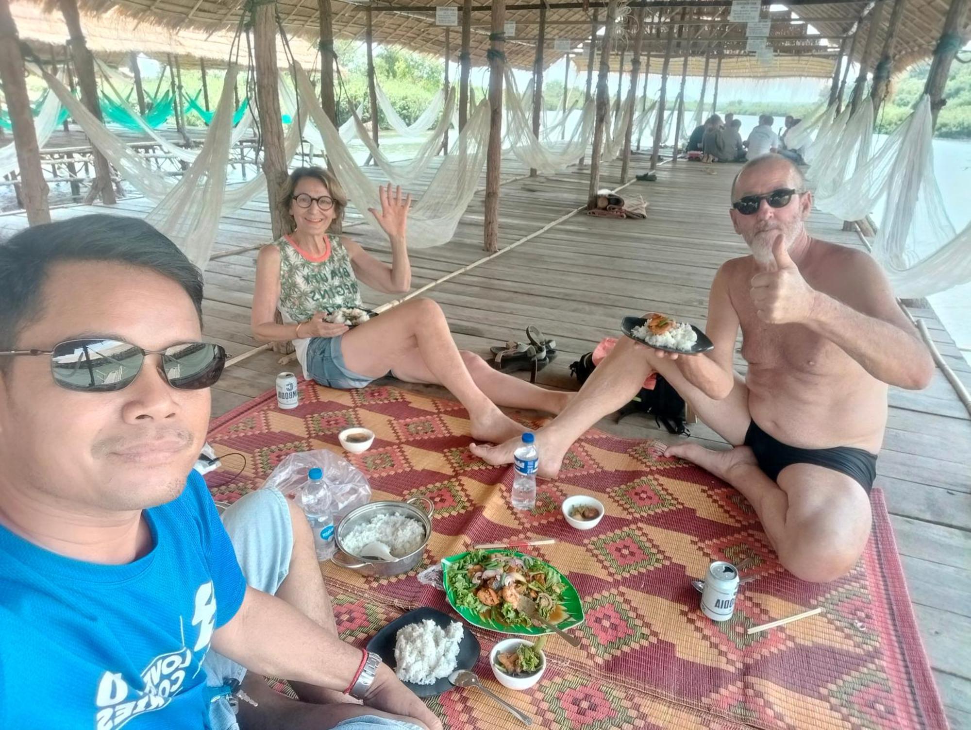 Dolphin Home Stay New 크라티에 외부 사진